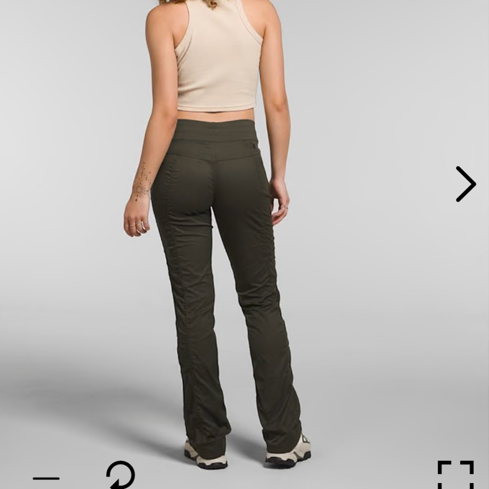 North face Women’s Aphrodite 2.0 Pants.
